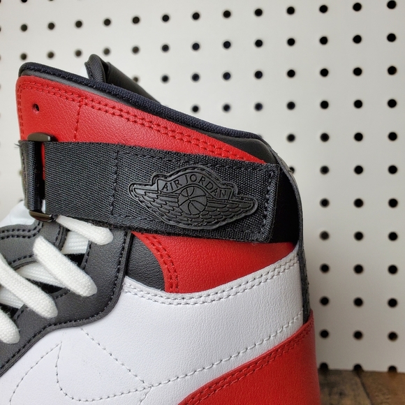 NEW Nike Air Jordan 1 Retro Nova XX Bred Toe - Picture 6 of 10